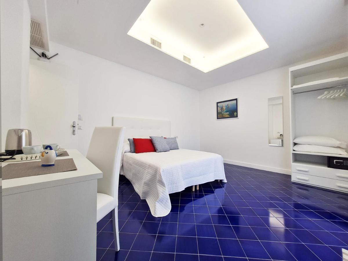 Domus Sole Bed & Breakfast Sorrento Exterior photo