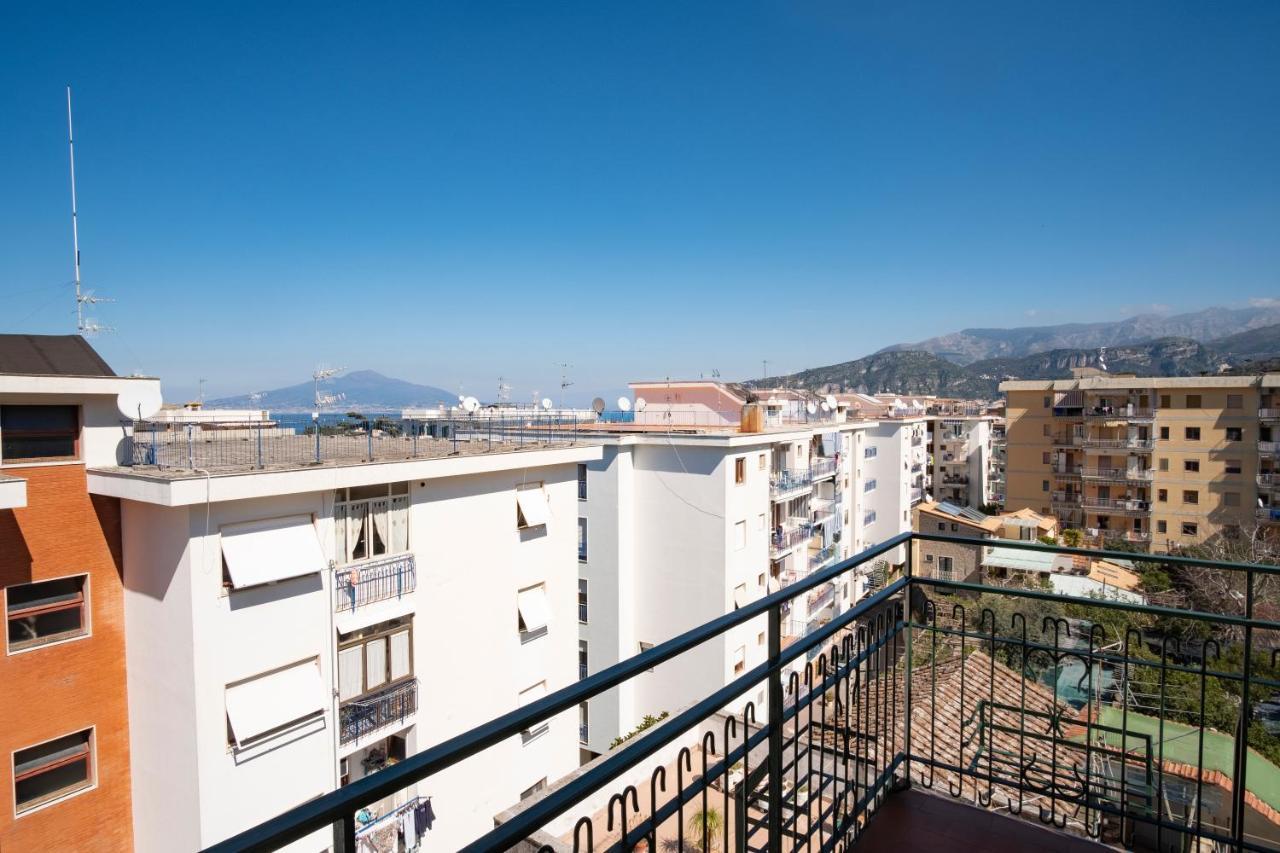 Domus Sole Bed & Breakfast Sorrento Exterior photo